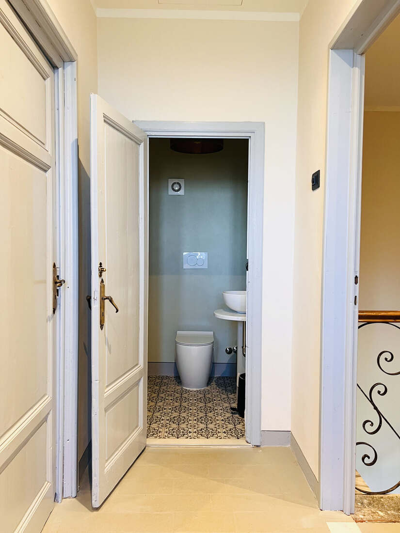 Upstairs bathroom